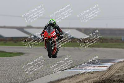 media/Nov-29-2025-TrackDaz (Sat) [[10ae2d9bce]]/C Group/Session 4 (Wheelie Bump)/